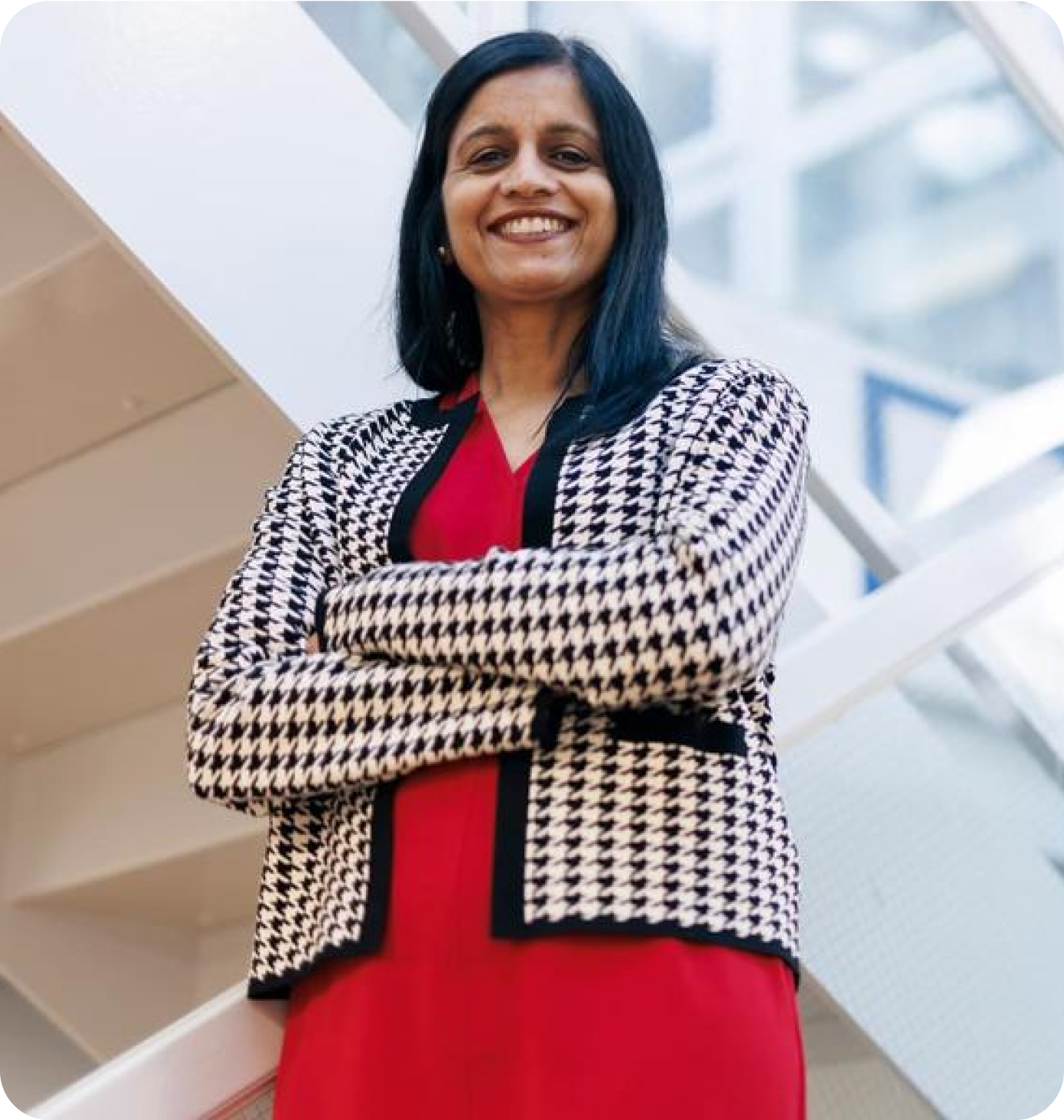 Dr. Makani Purva, Director of Medical Education at Hull York Medical School and Advisory Board member of MediSim VR, enhances healthcare training with cutting-edge VR education.